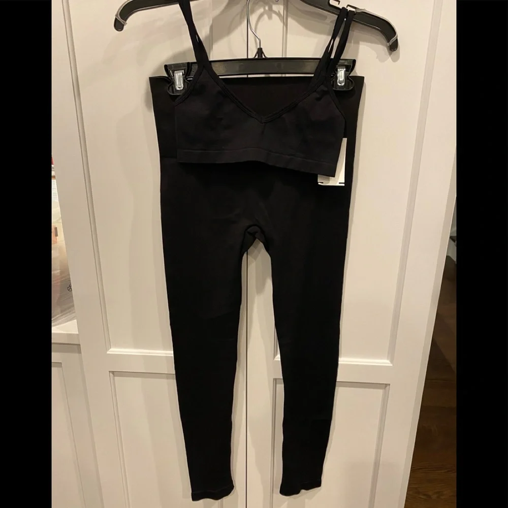 DAVID LERNER 2PC Seamless Bralette, & Leggings Set